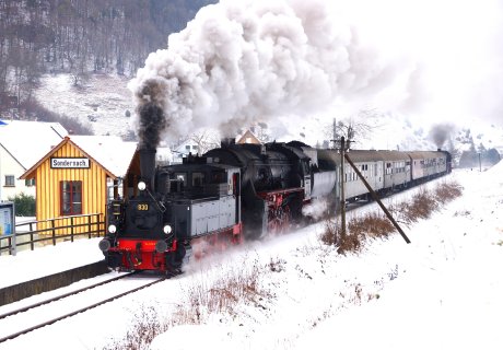 Scheindurchfahrt des EFZ-Dreikönigs-Dampfzuges für Fotofreunde in Sondernach